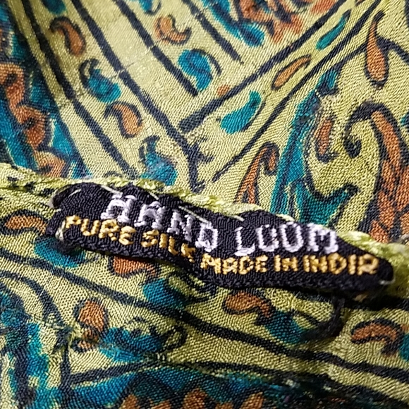 Vintage Silk Scarf Amazing Green Hand Loom India - Picture 3 of 3